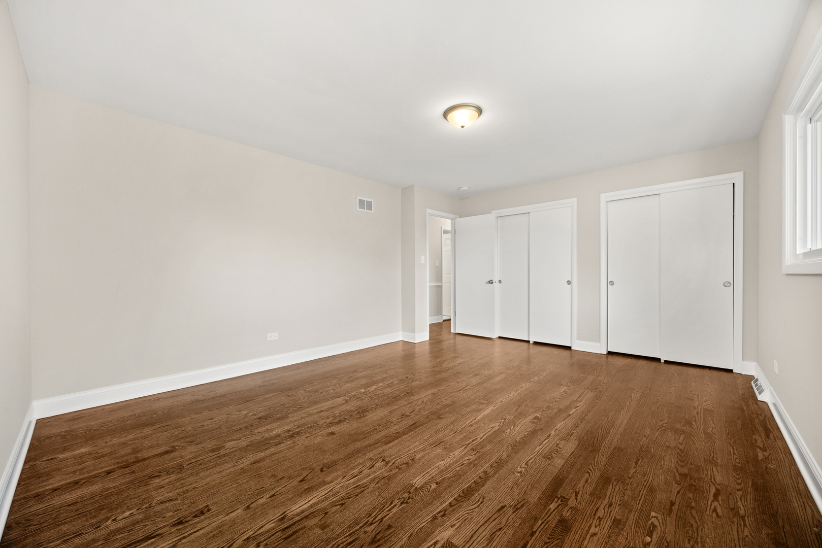 1153 E 171st Court
