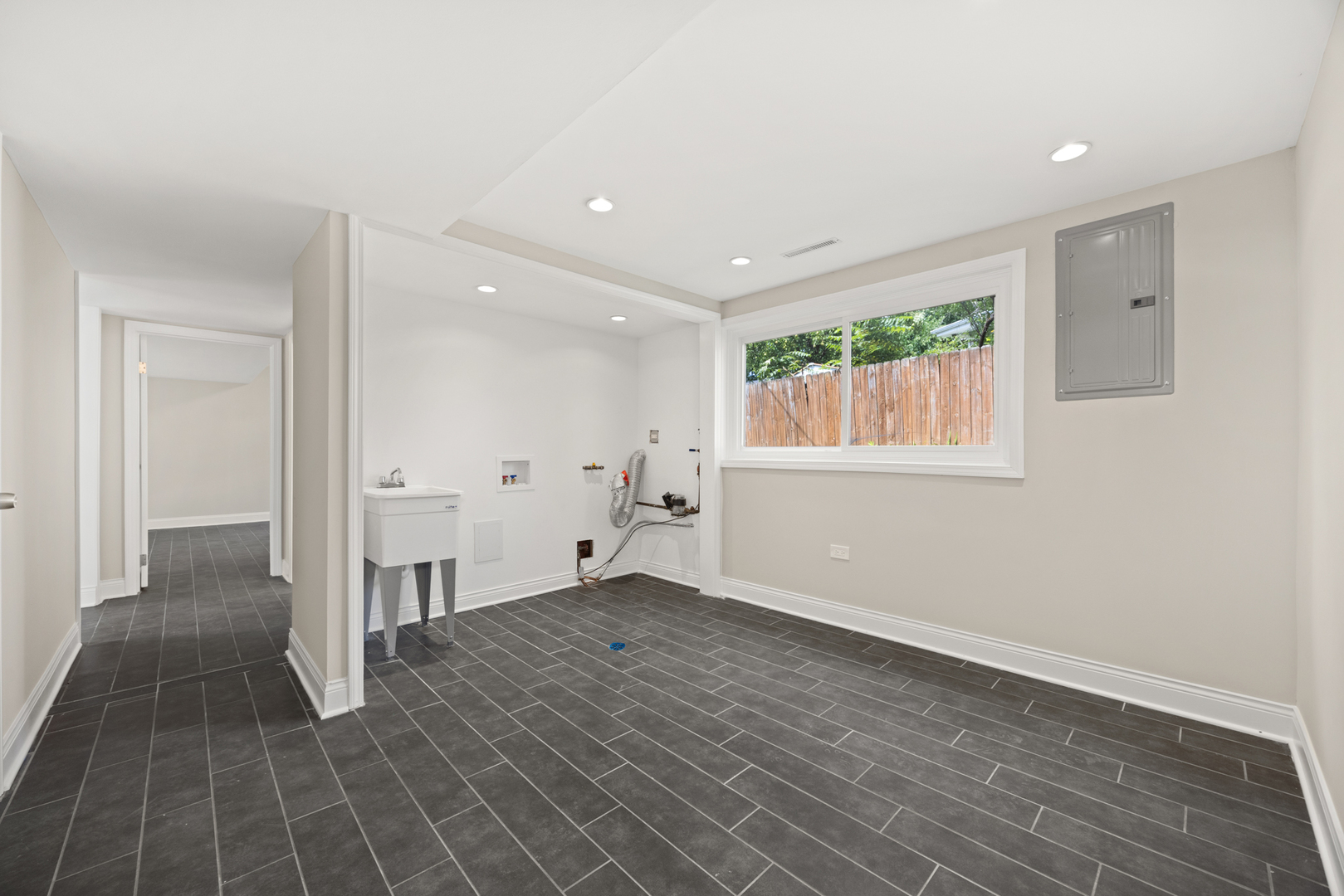 1153 E 171st Court