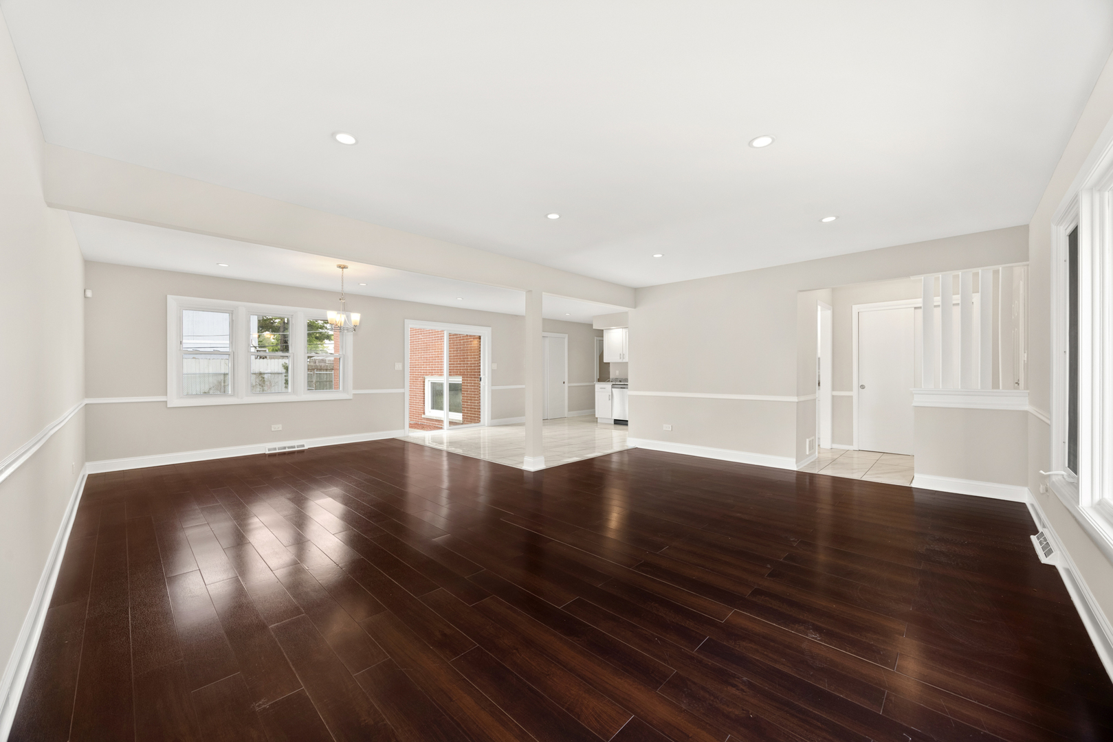 1153 E 171st Court