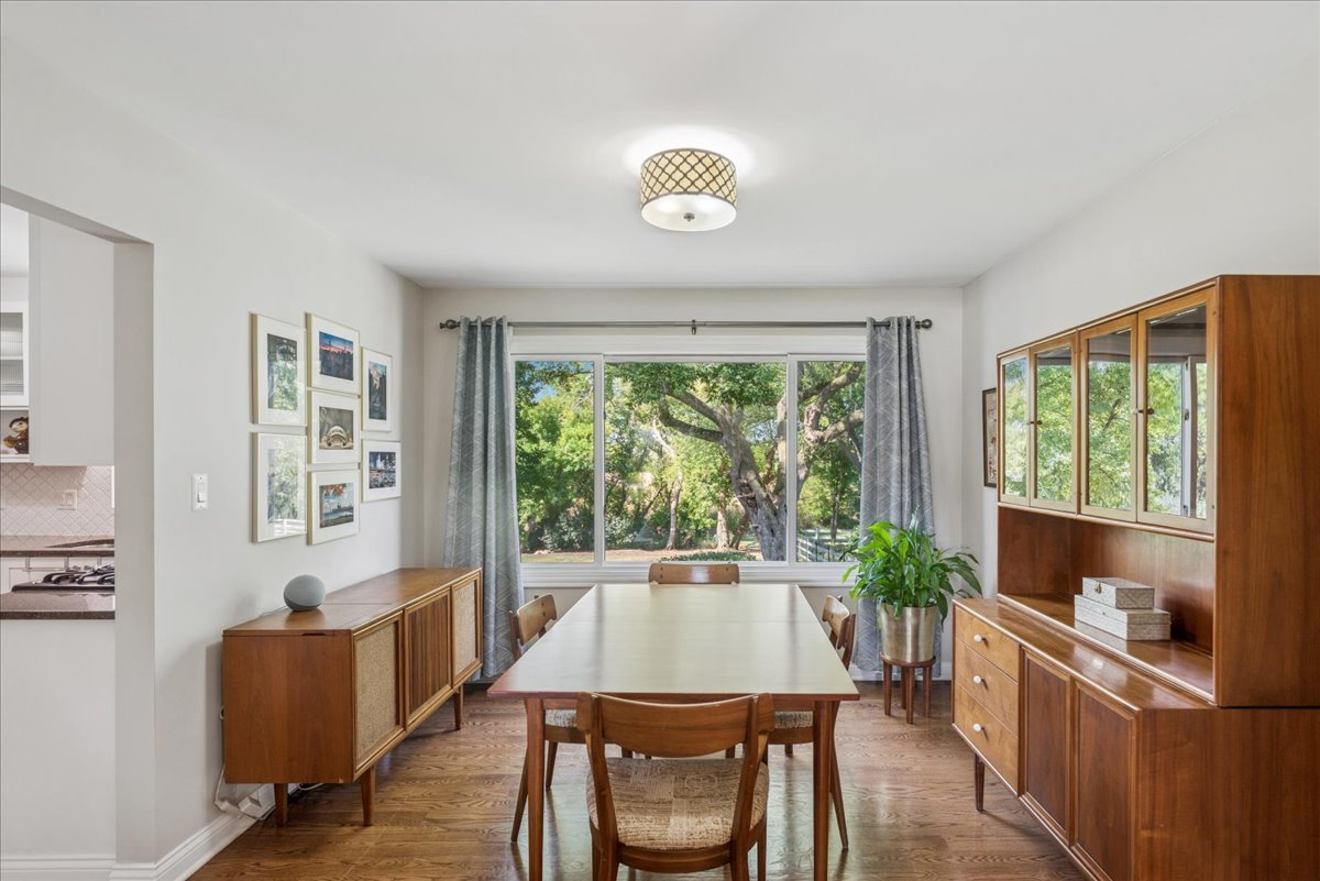 32956 N Ashley Drive