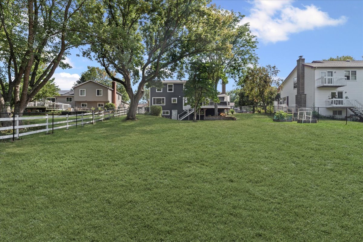 32956 N Ashley Drive