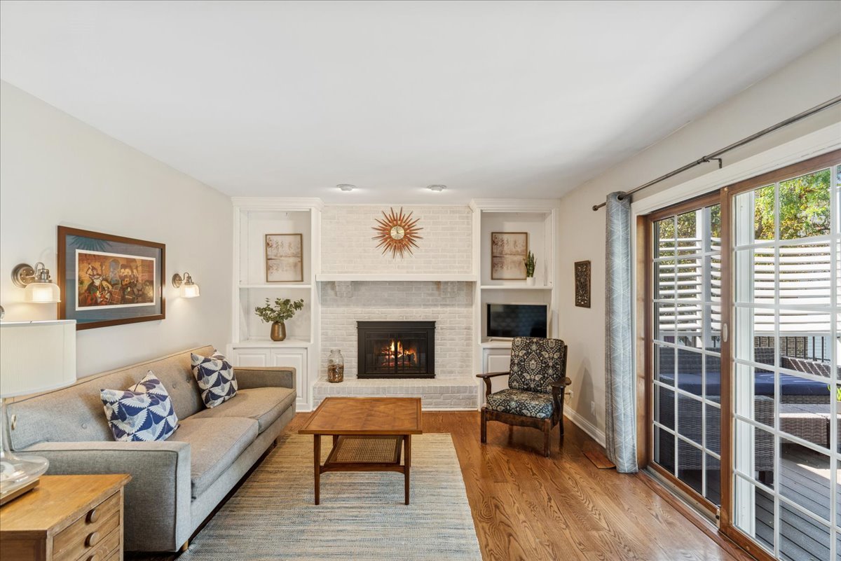 32956 N Ashley Drive