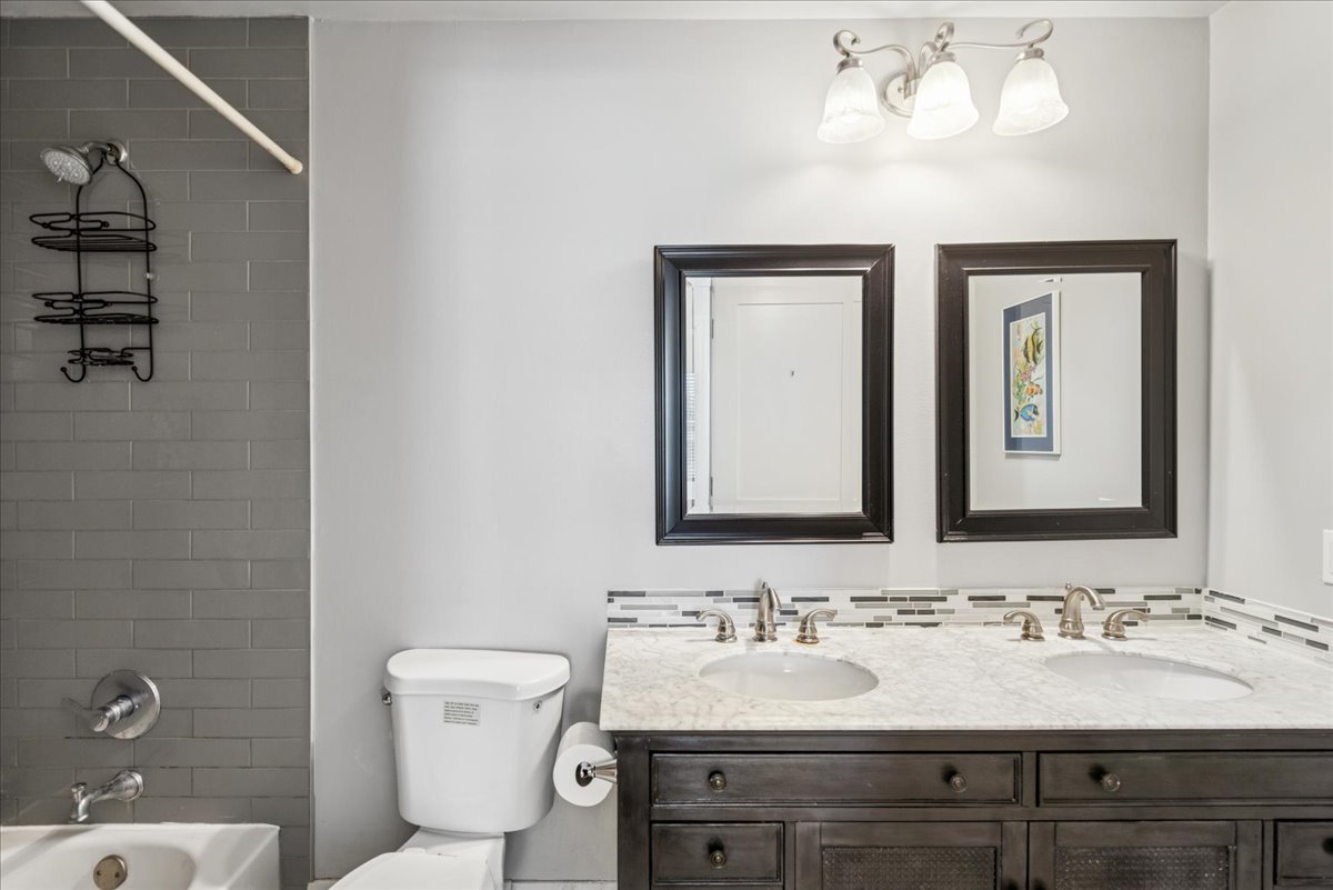 32956 N Ashley Drive