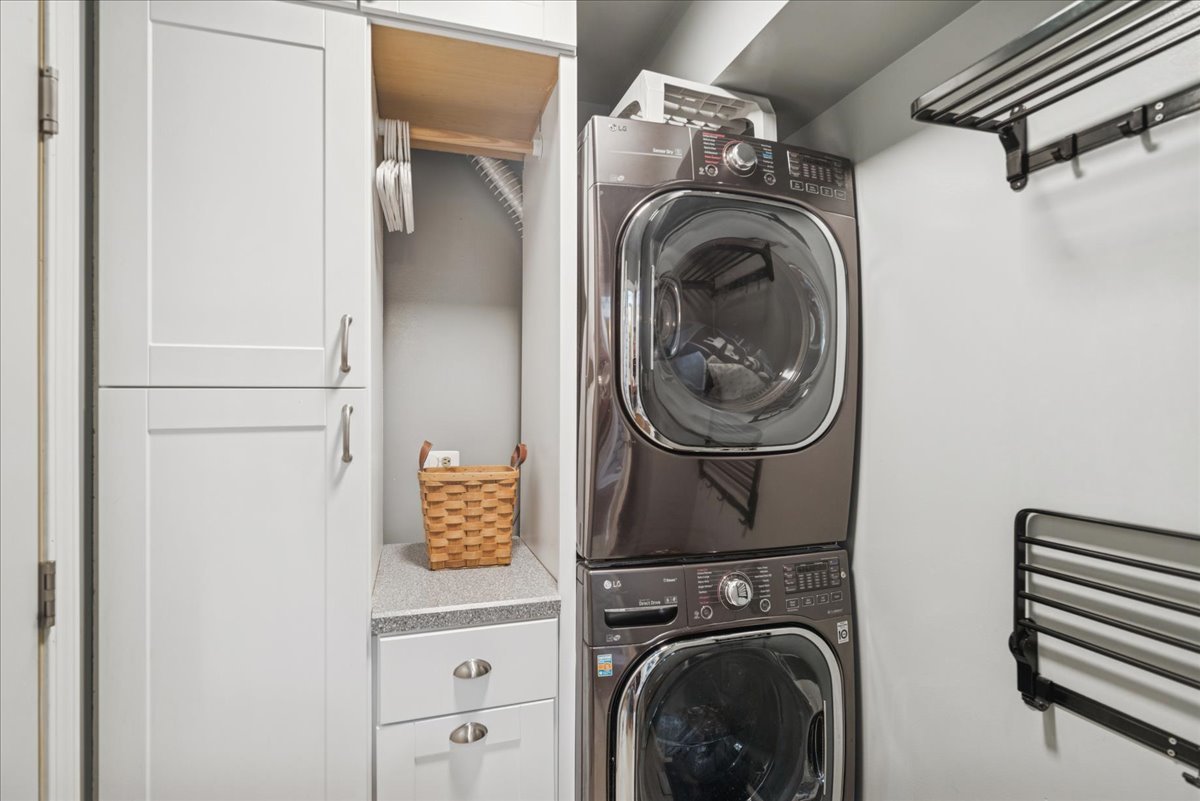 32956 N Ashley Drive