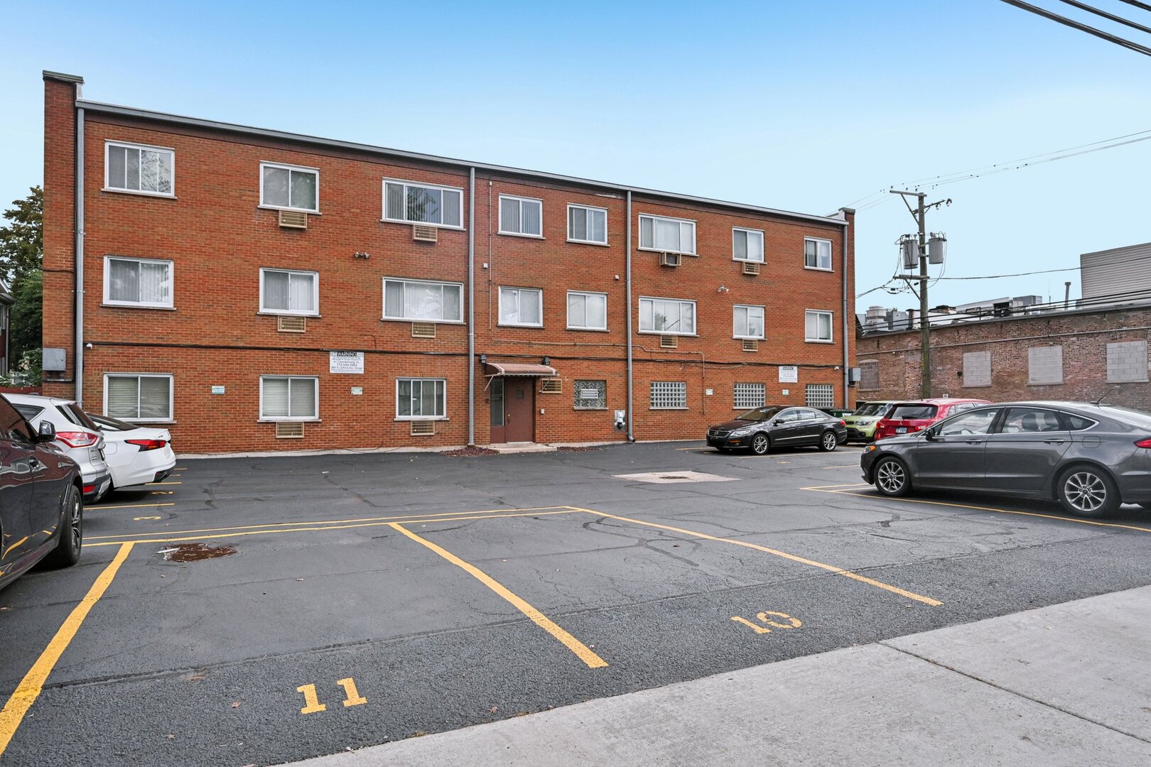 433 S Lombard Avenue Unit: 33