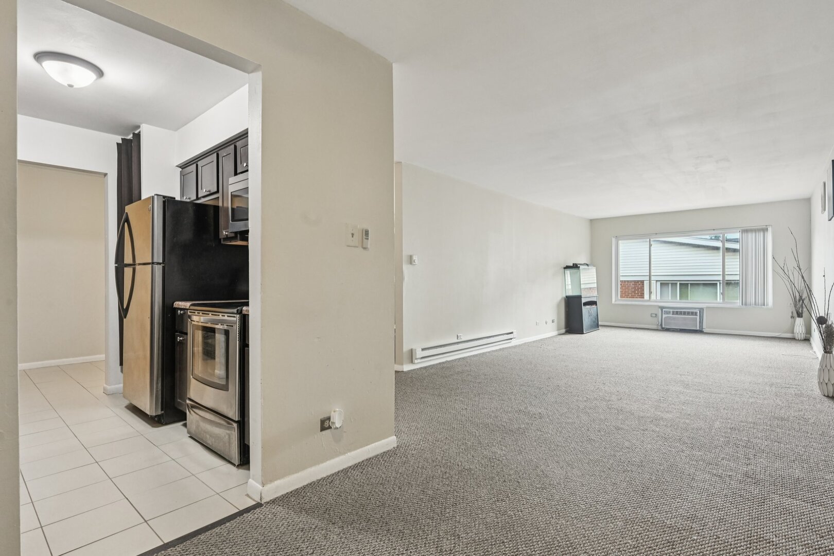 433 S Lombard Avenue Unit: 33