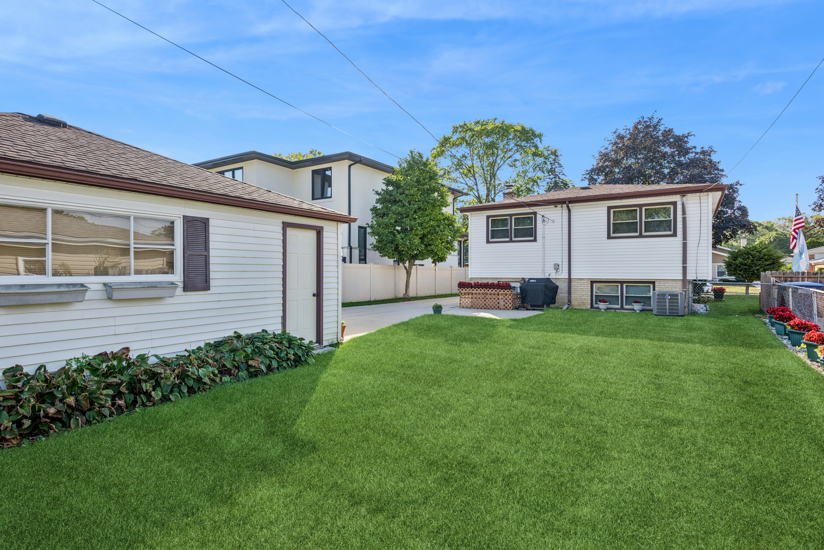 1725 Sycamore Street