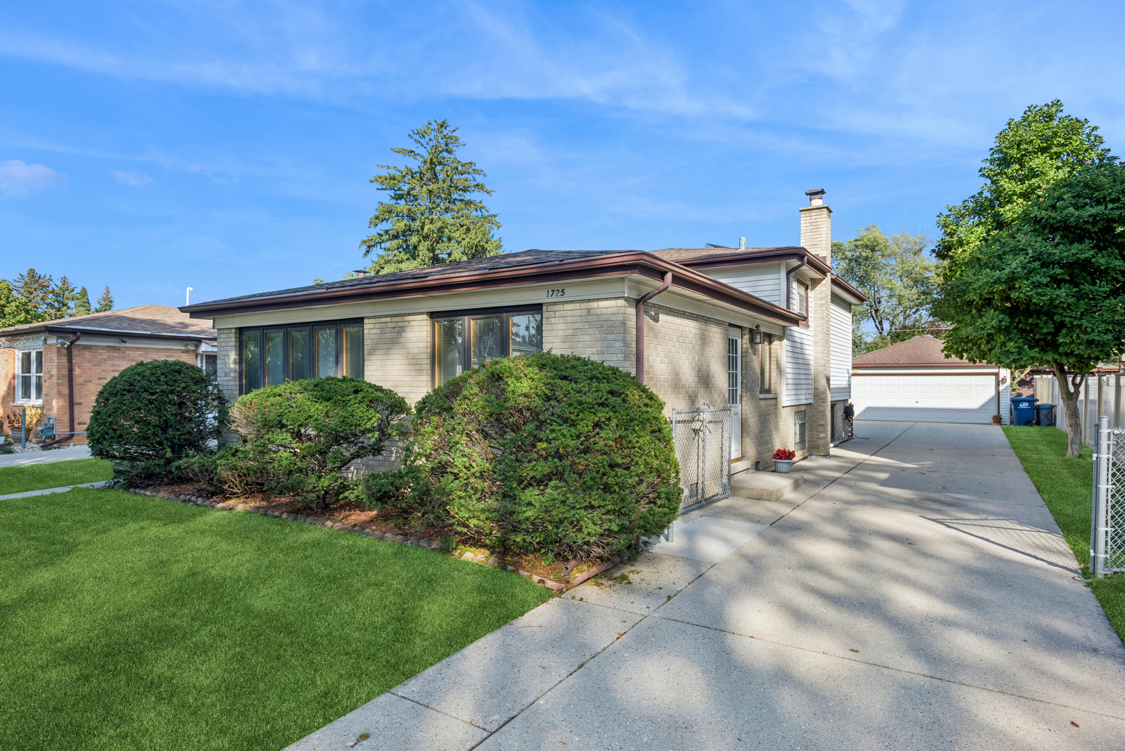 1725 Sycamore Street