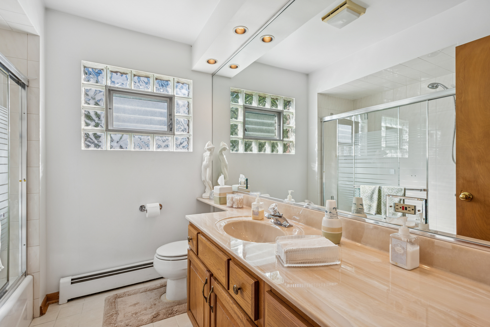 1725 Sycamore Street