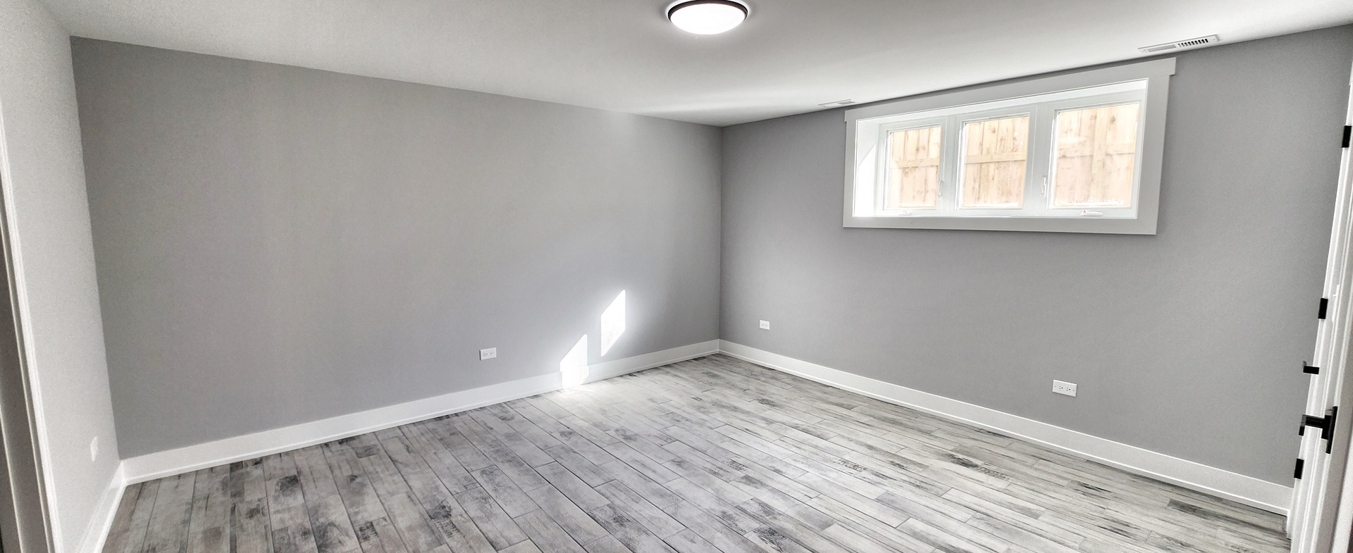 5605 N Overhill Avenue