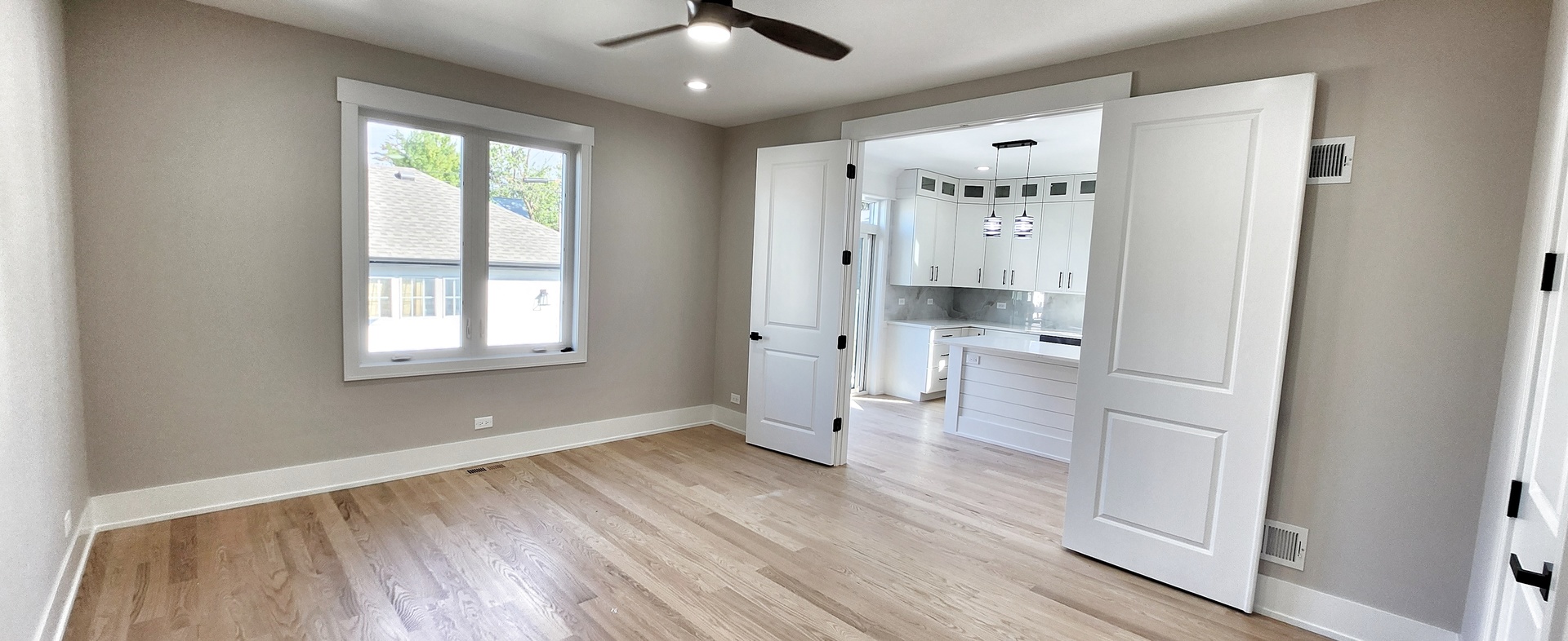 5605 N Overhill Avenue