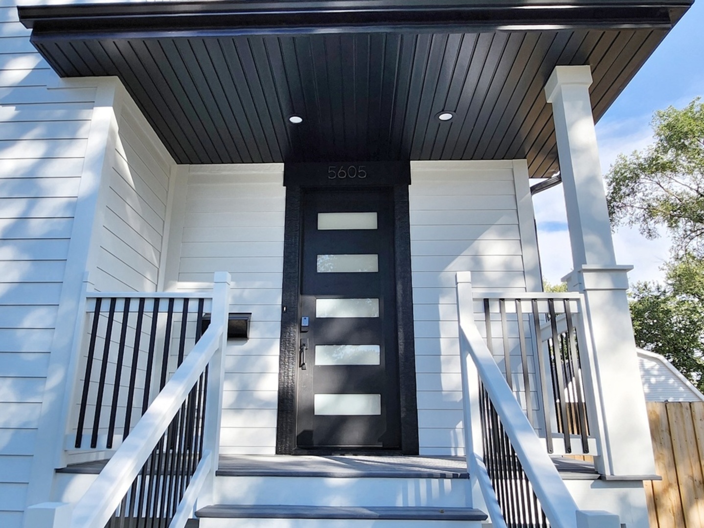 5605 N Overhill Avenue