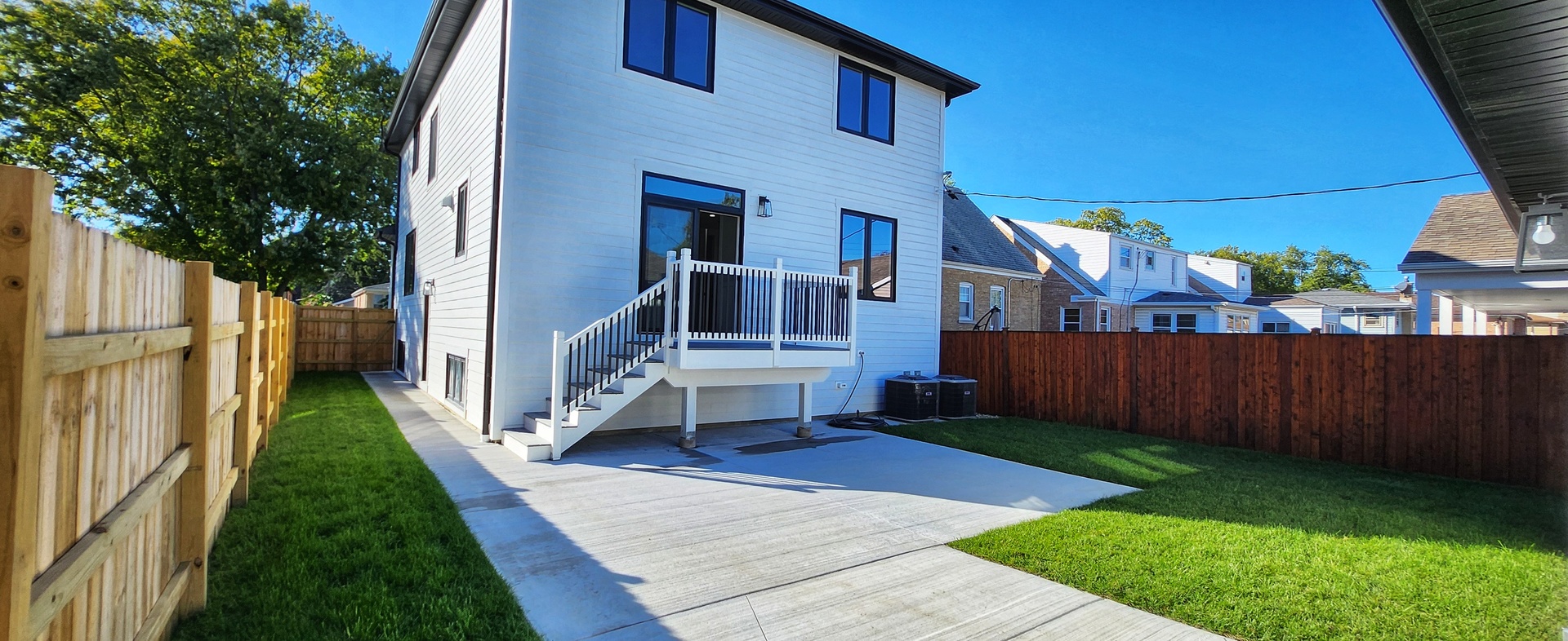 5605 N Overhill Avenue