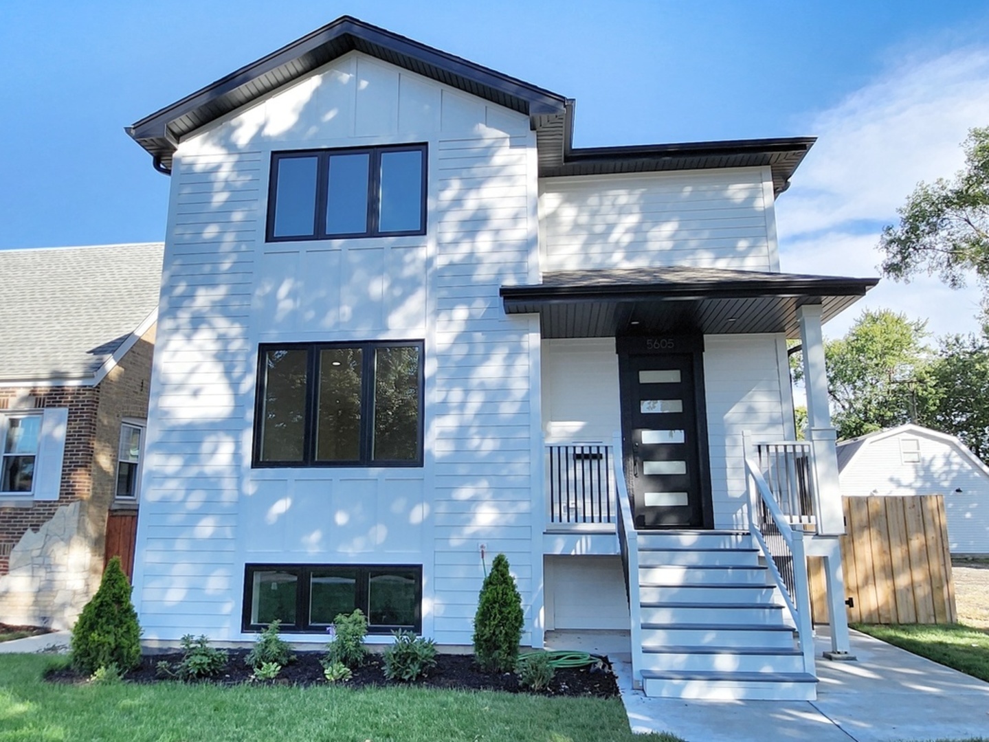 5605 N Overhill Avenue