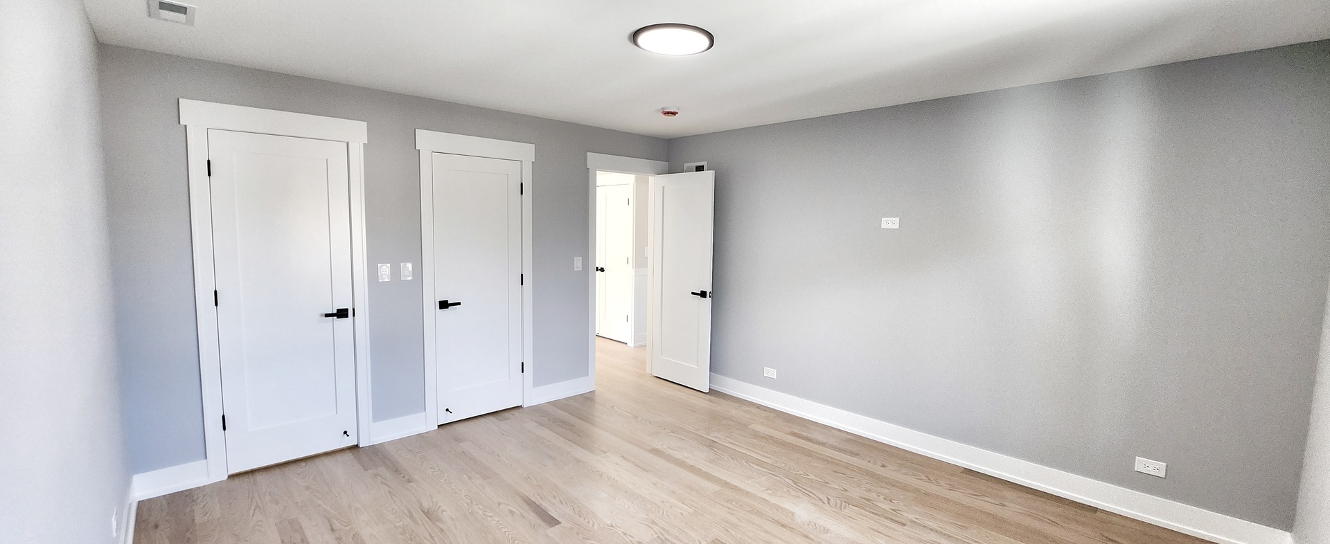 5605 N Overhill Avenue