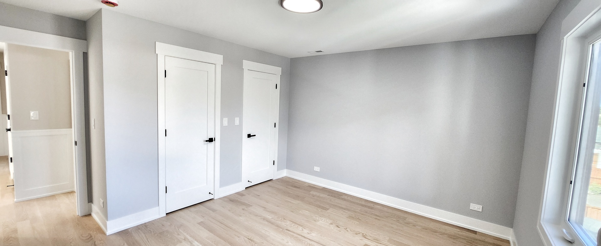 5605 N Overhill Avenue