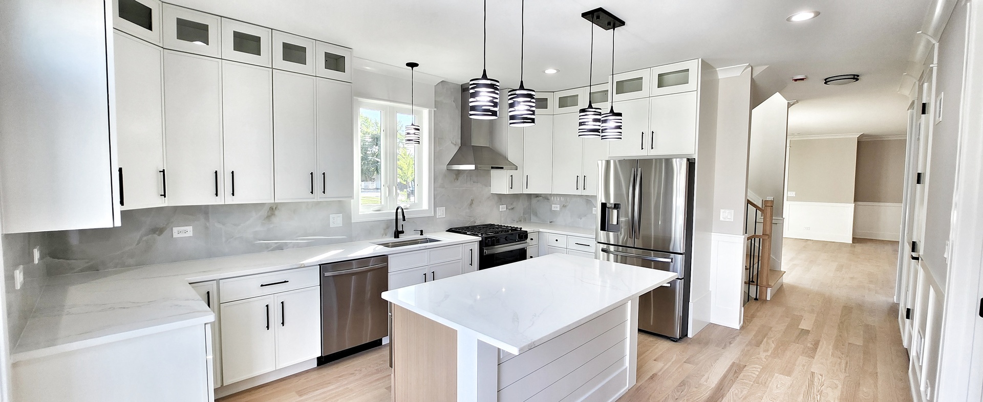 5605 N Overhill Avenue