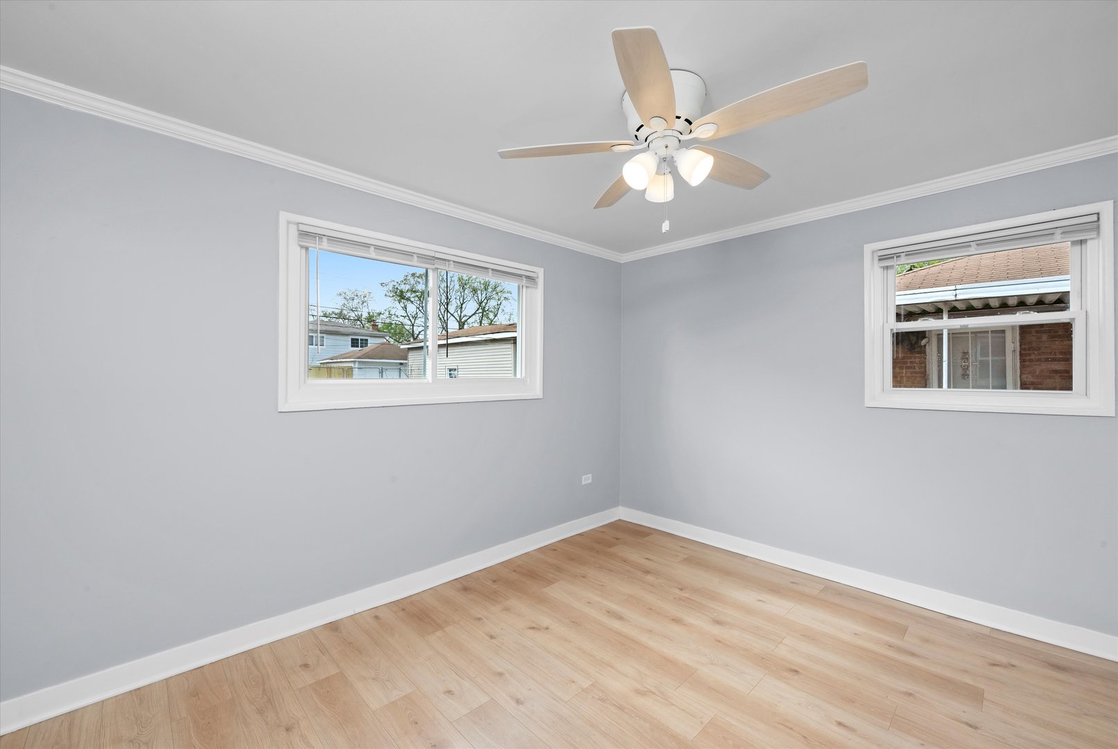 14728 Kenwood Avenue