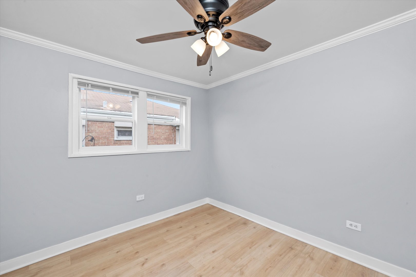 14728 Kenwood Avenue