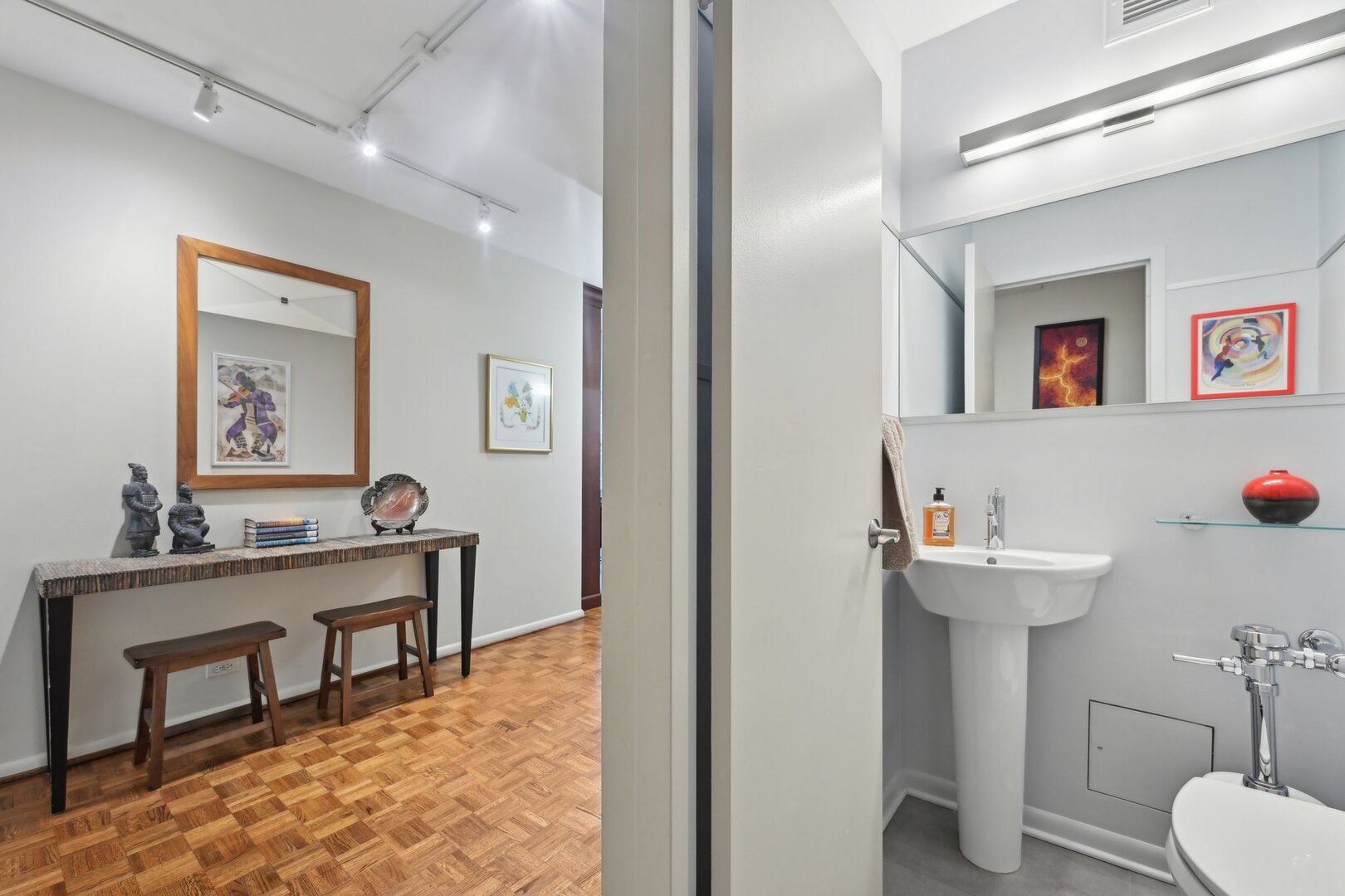 1325 N State Parkway Unit: 8E