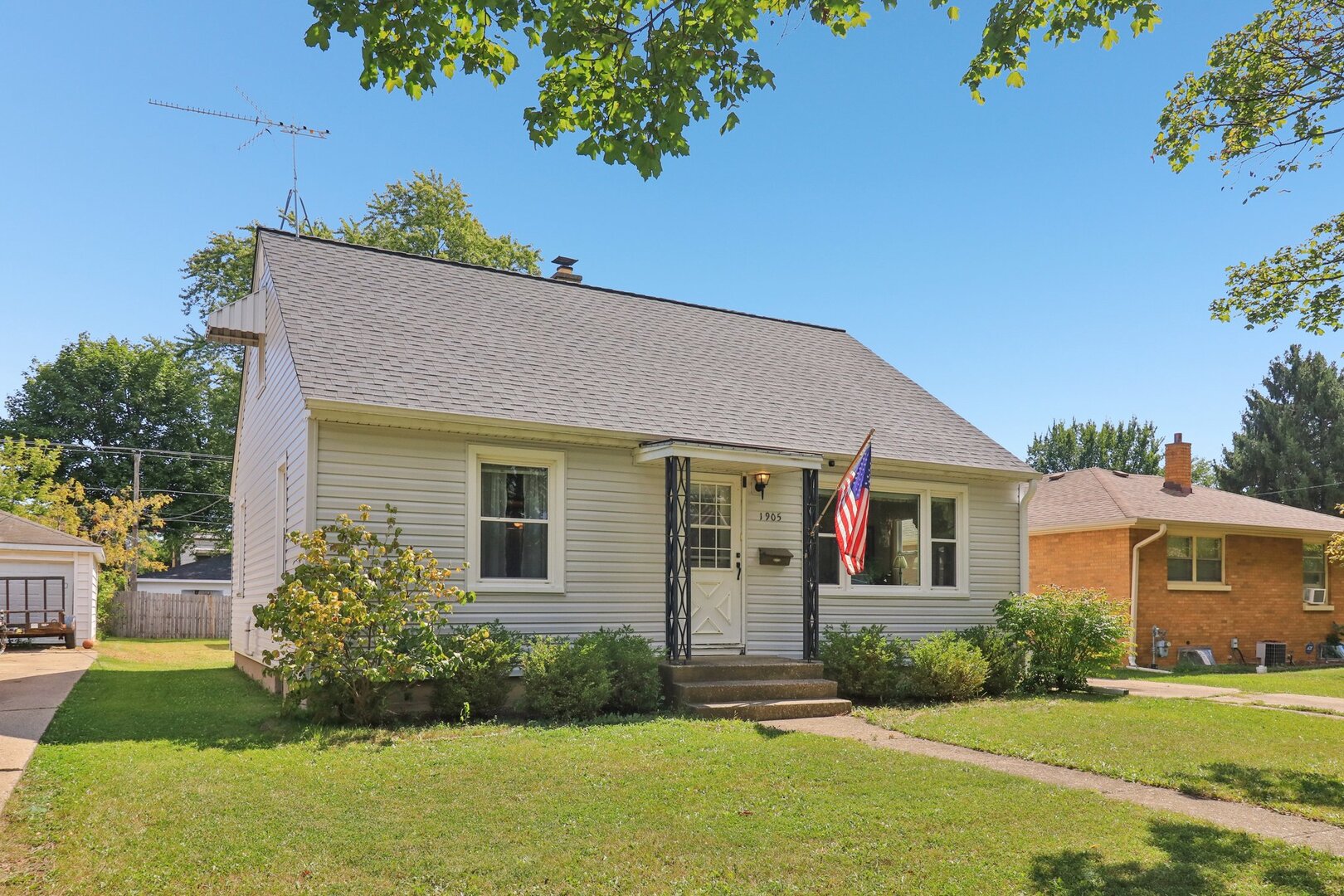 1905 Linden Avenue