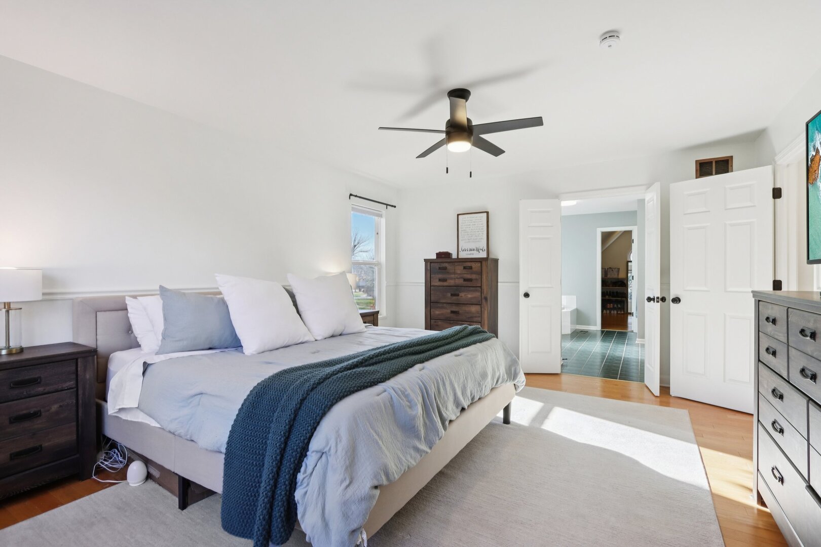 563 Capital Lane