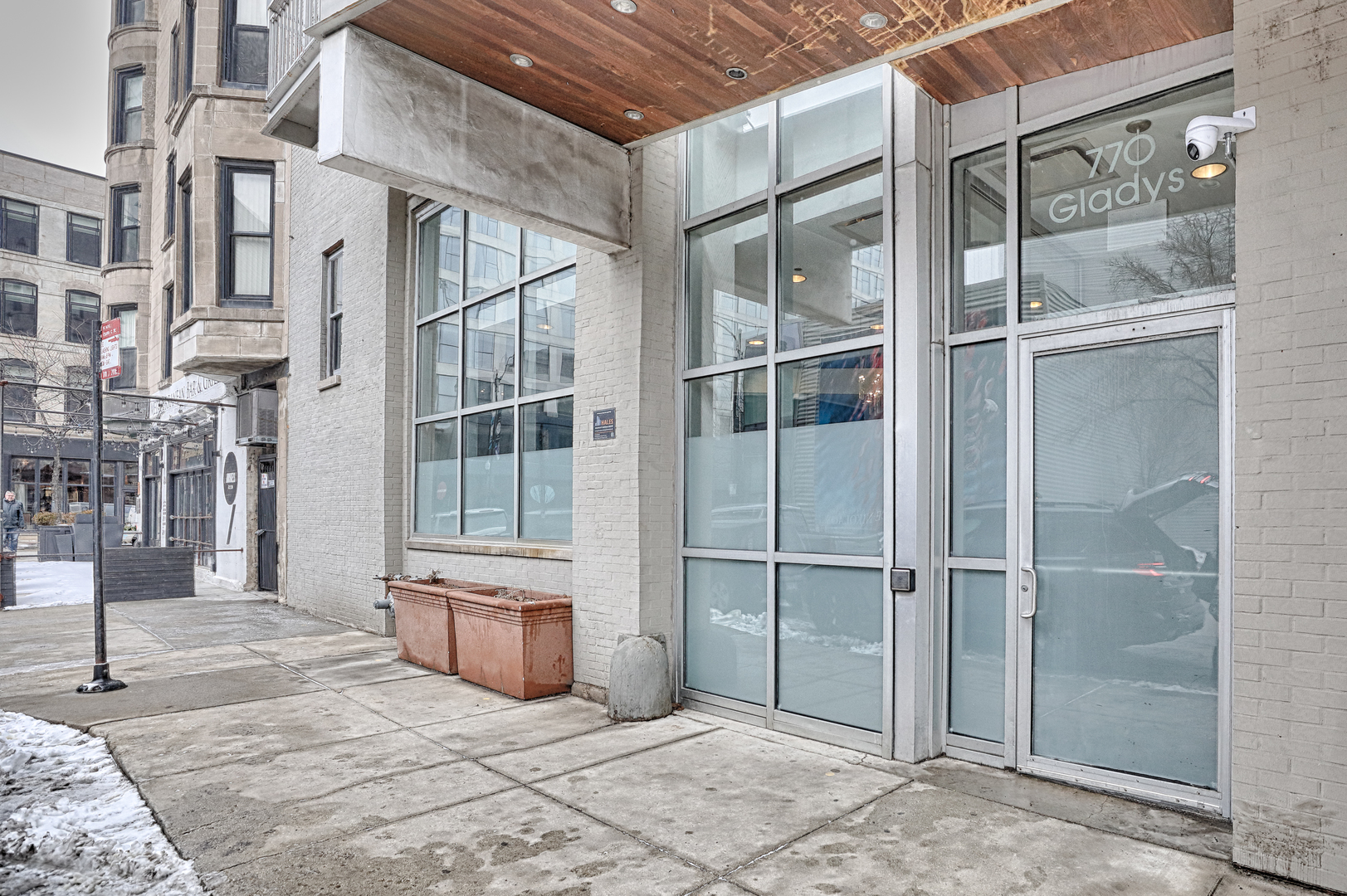 770 W Gladys Avenue Unit: 302