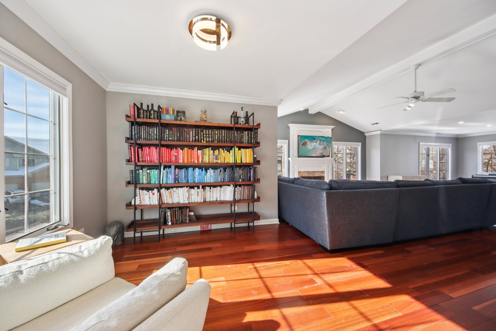 301 E Evergreen Avenue