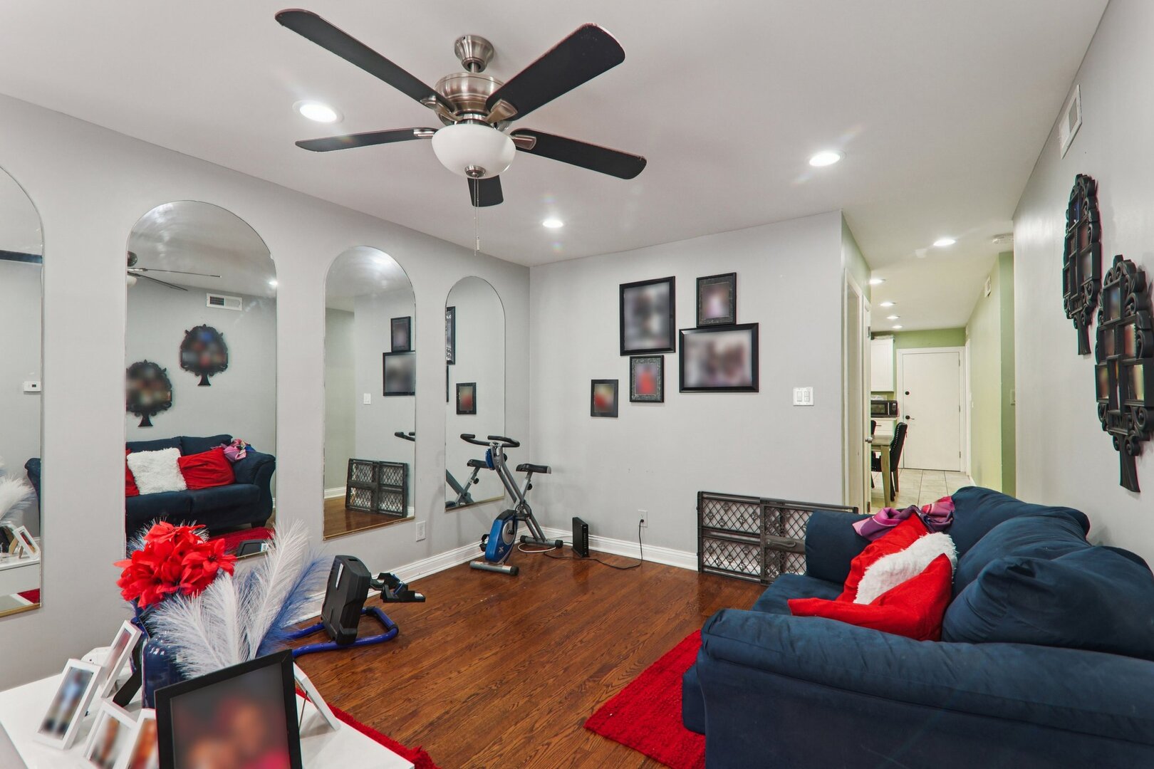 6217 S Seeley Avenue