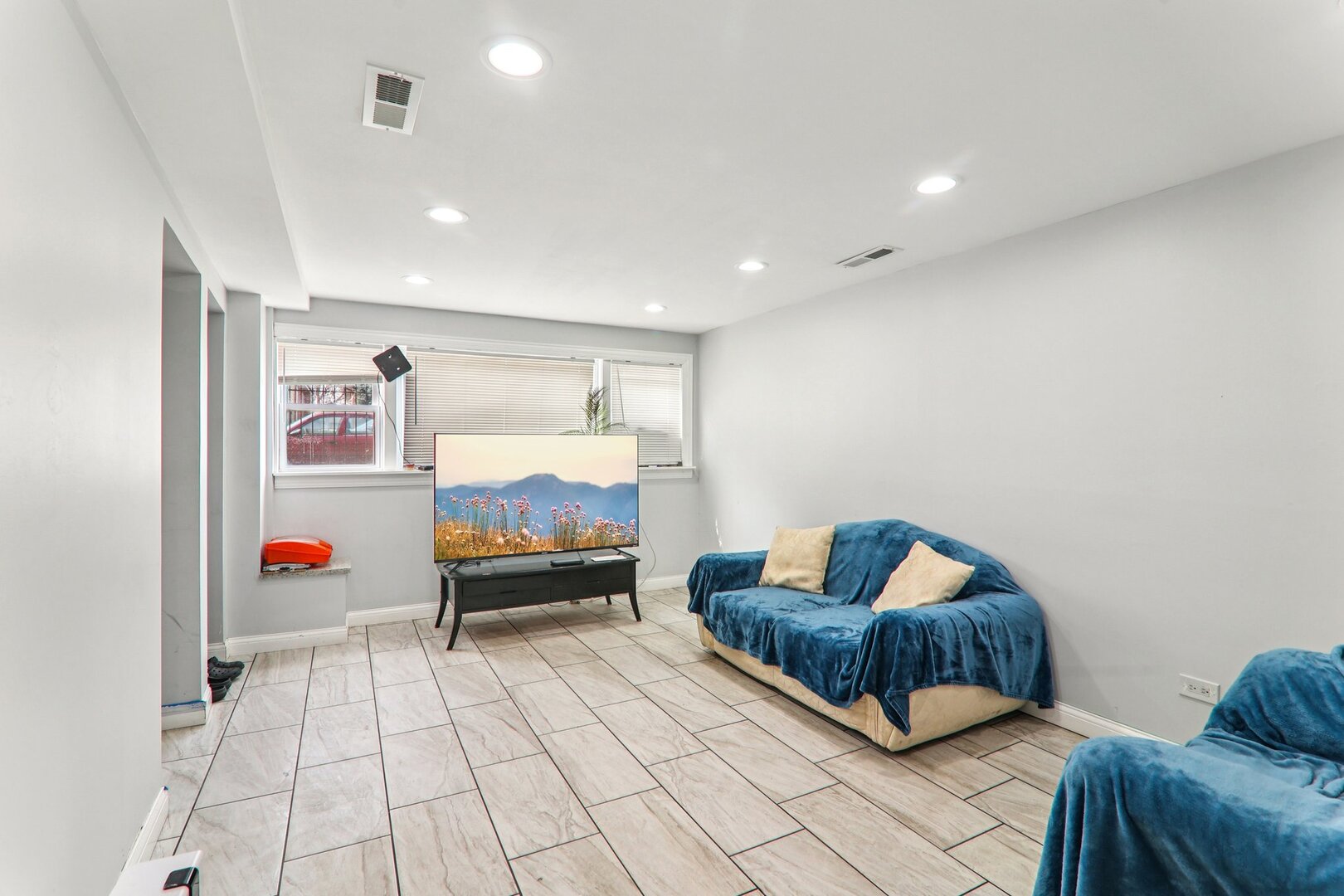 6217 S Seeley Avenue