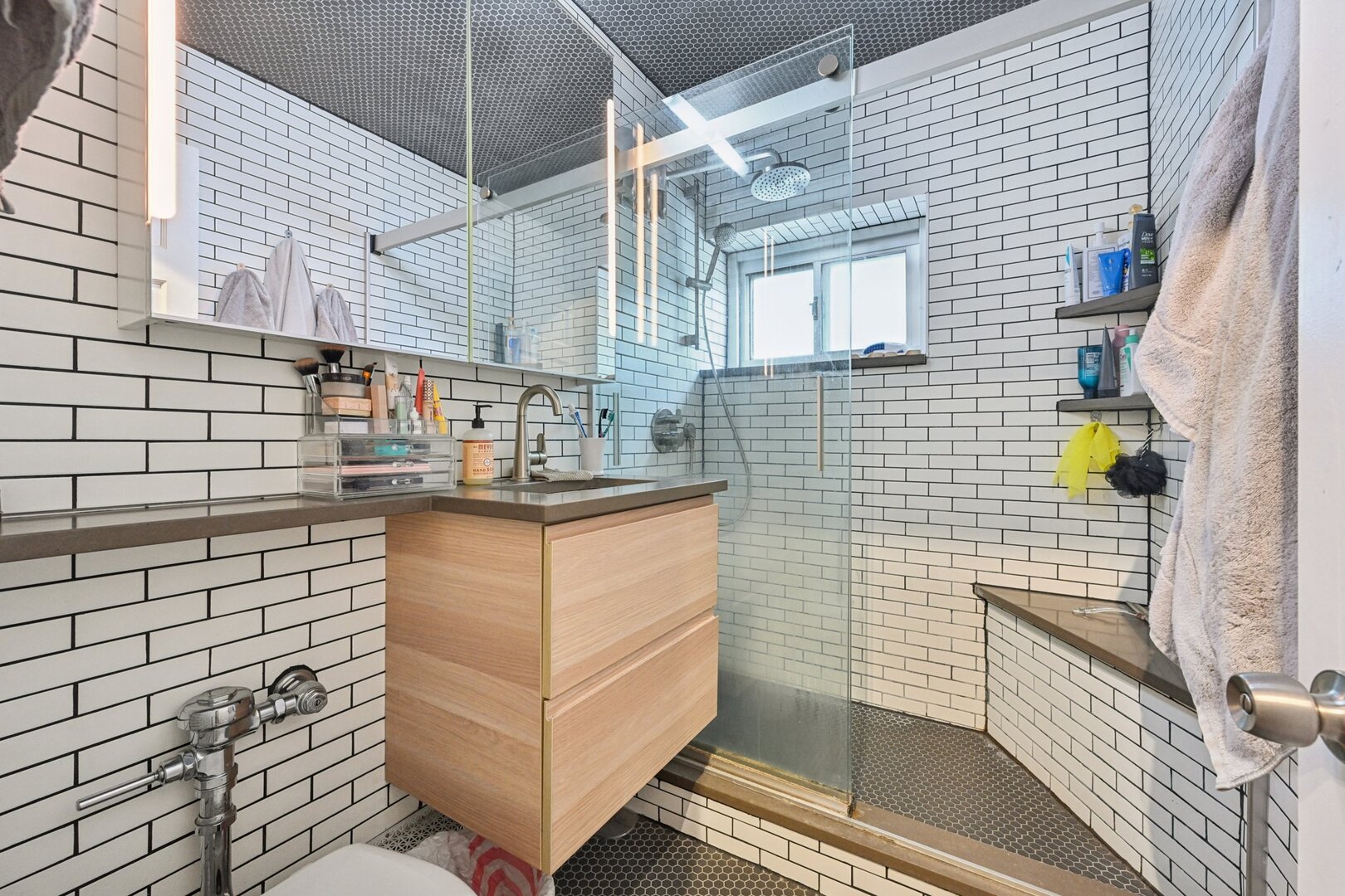 4980 N Marine Drive Unit: 234