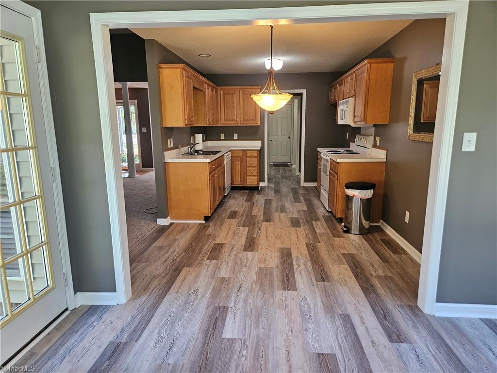 512 Crystal Hill Court, McLeansville