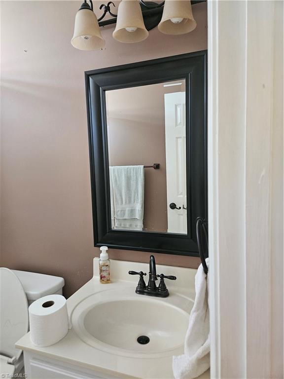 512 Crystal Hill Court, McLeansville