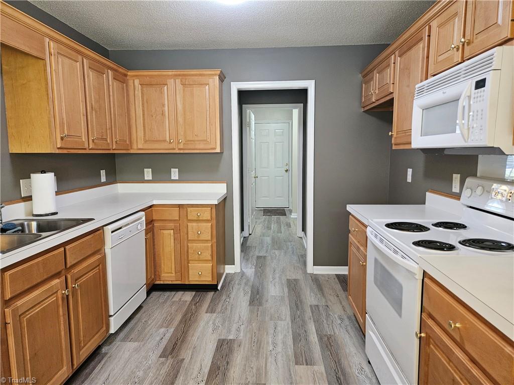 512 Crystal Hill Court, McLeansville