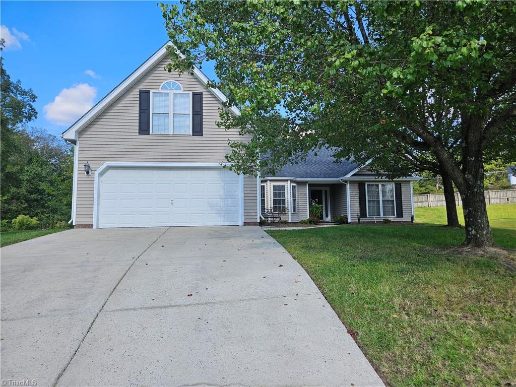 512 Crystal Hill Court, McLeansville