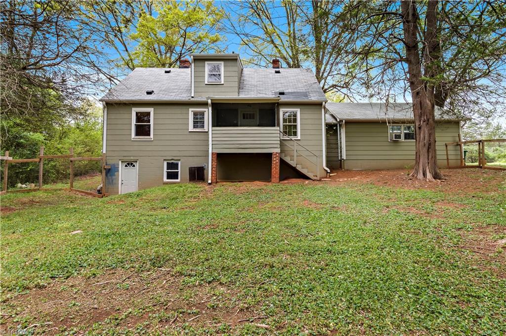 9000 Shallowford Road