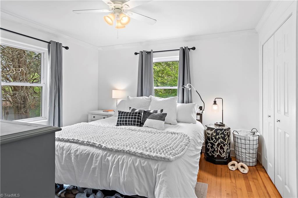 9000 Shallowford Road