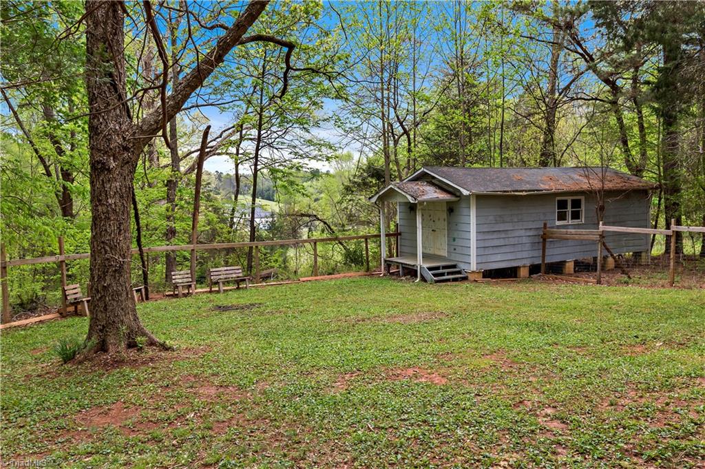 9000 Shallowford Road