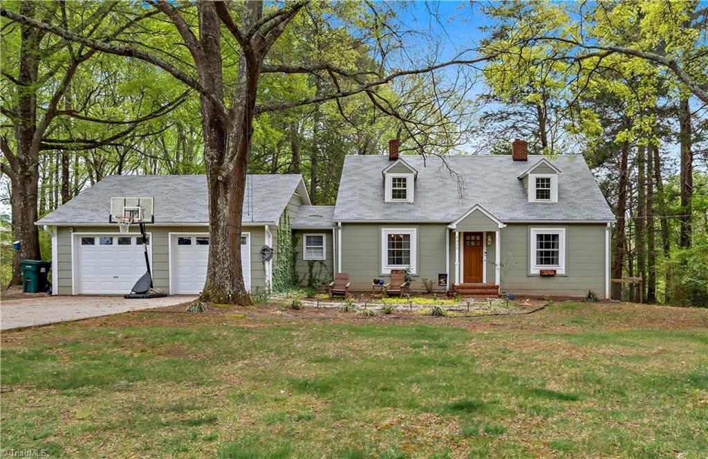 9000 Shallowford Road