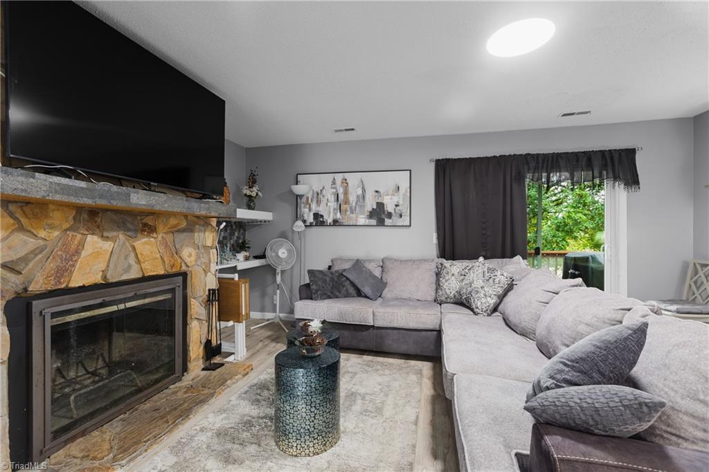 3745 Heathrow Drive, Winston-Salem