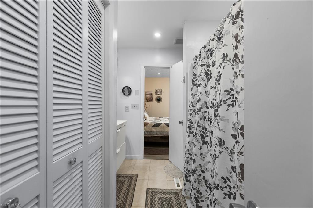 3745 Heathrow Drive, Winston-Salem