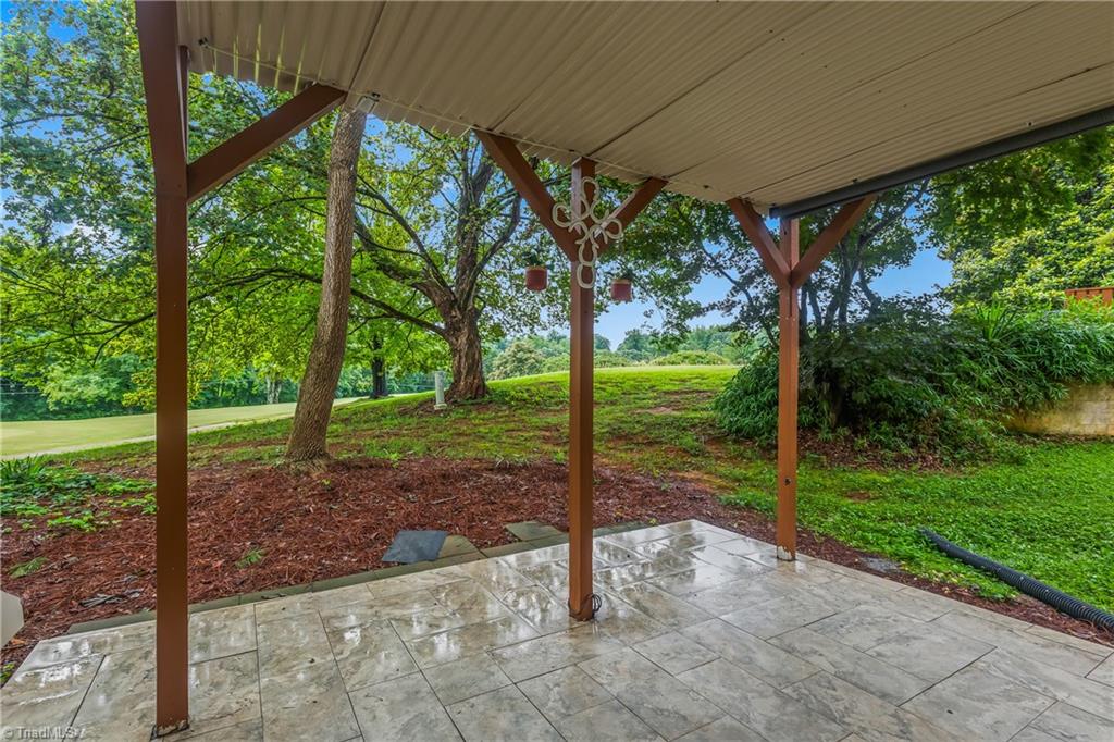 3745 Heathrow Drive, Winston-Salem