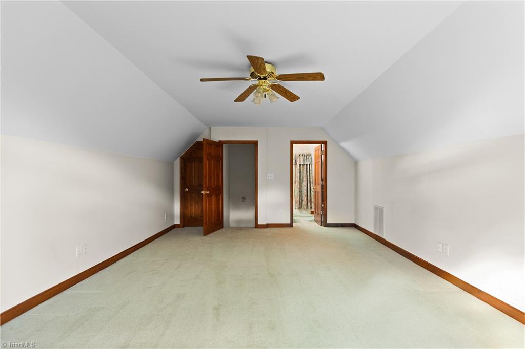 212 Knollcrest Drive