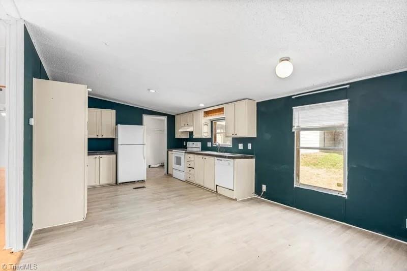 1030 Cloud Land Circle