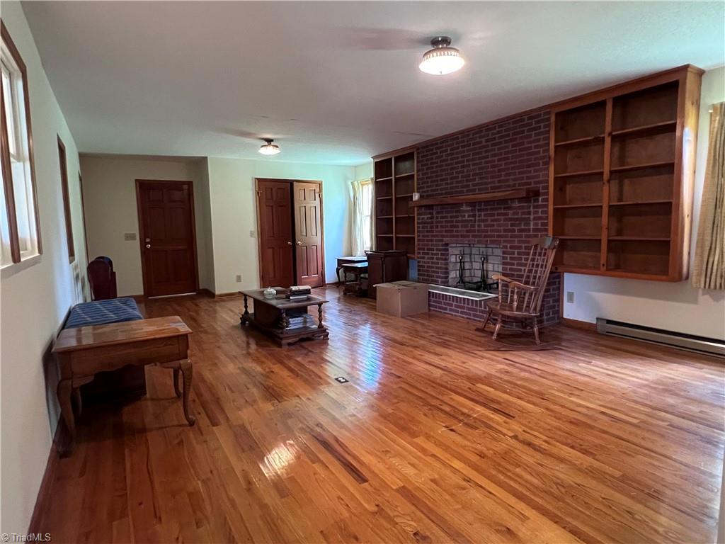 1394 Forrest Drive