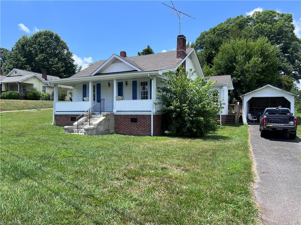 1394 Forrest Drive