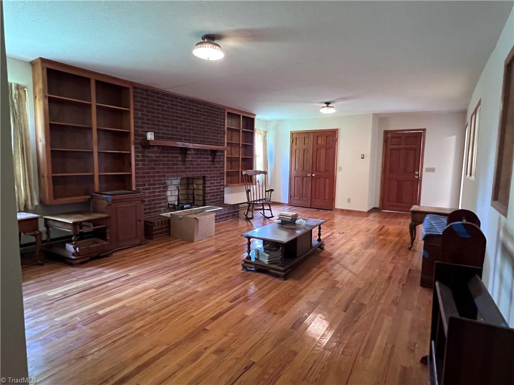 1394 Forrest Drive