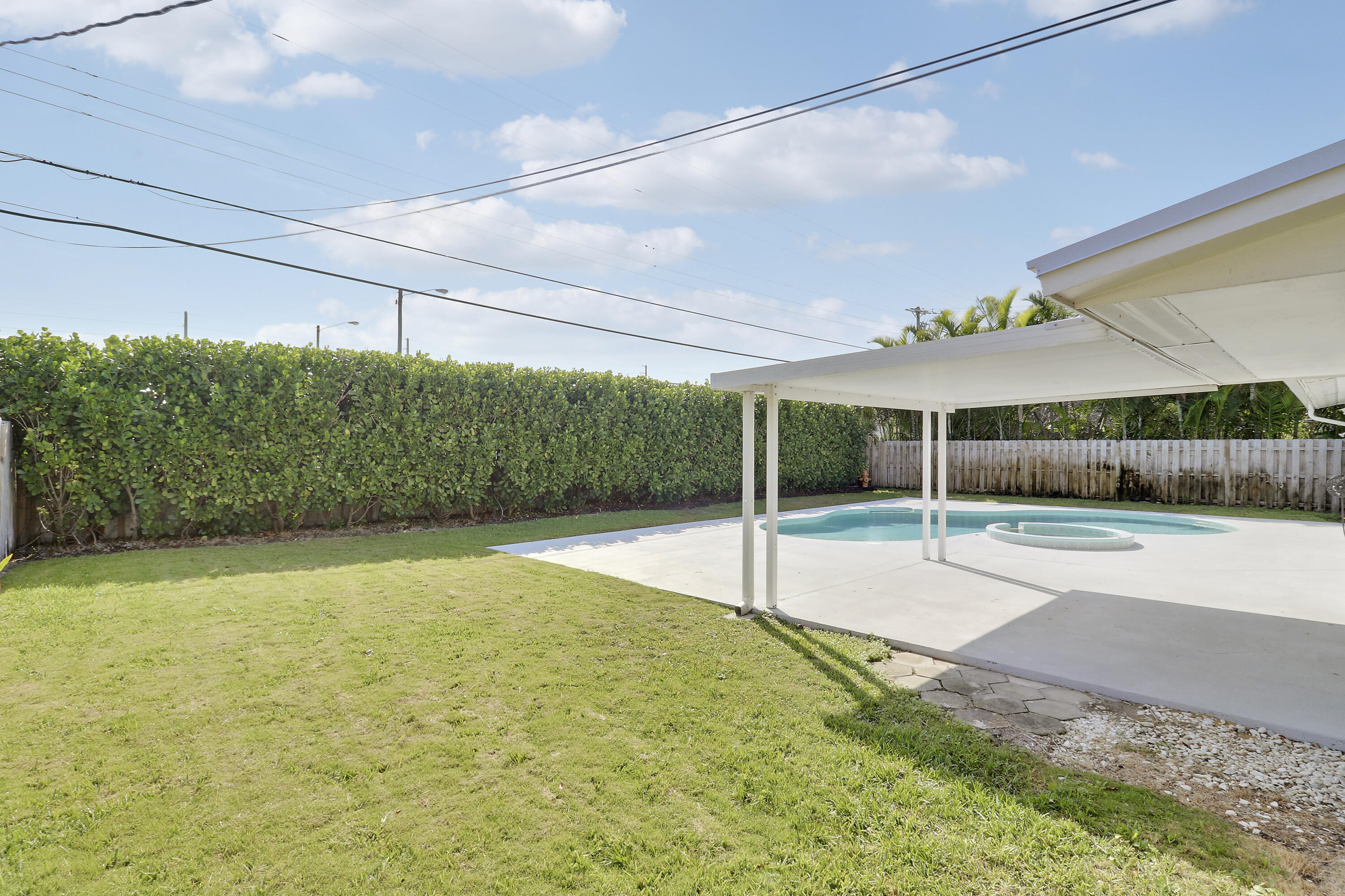 636 Eastwind Drive