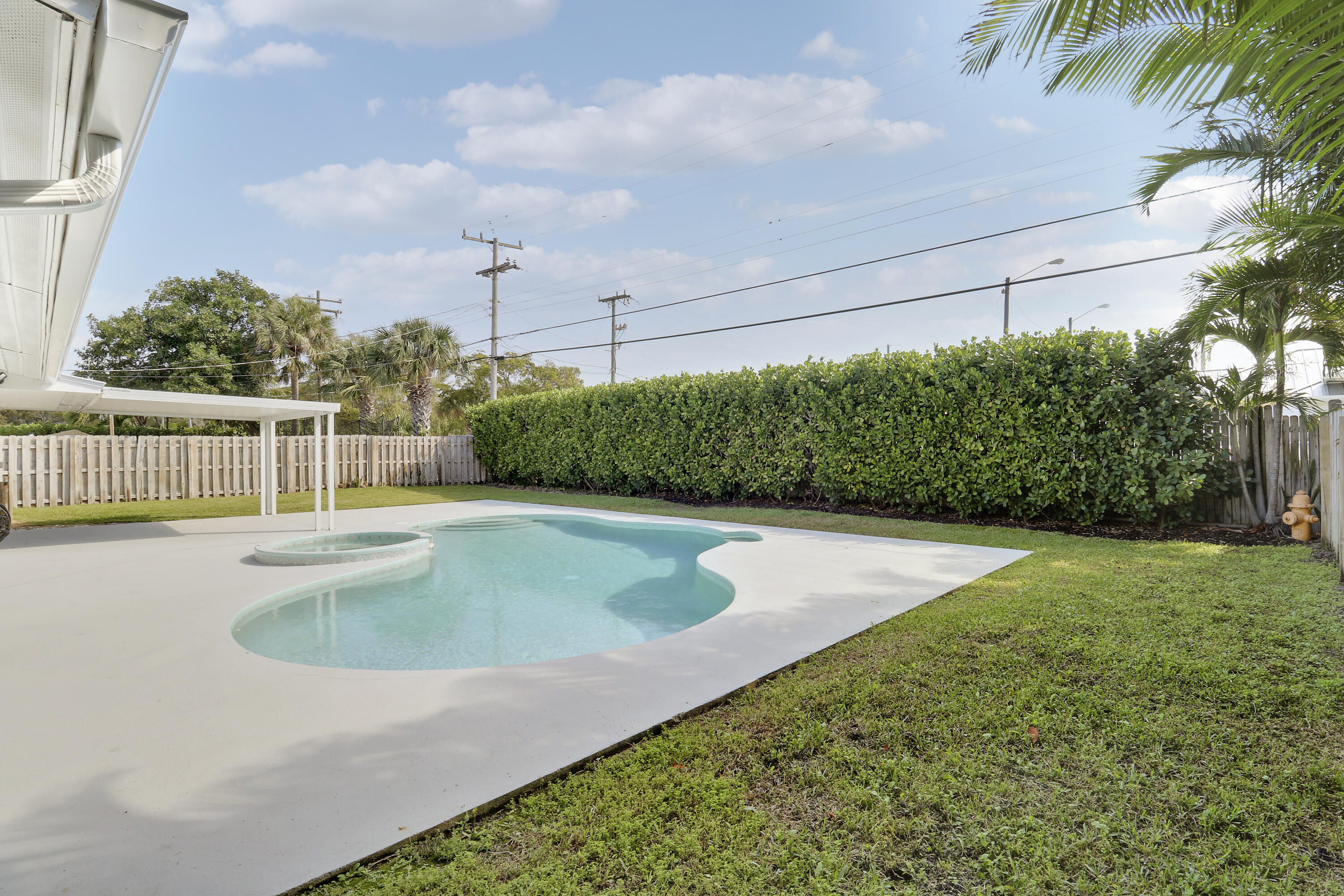 636 Eastwind Drive