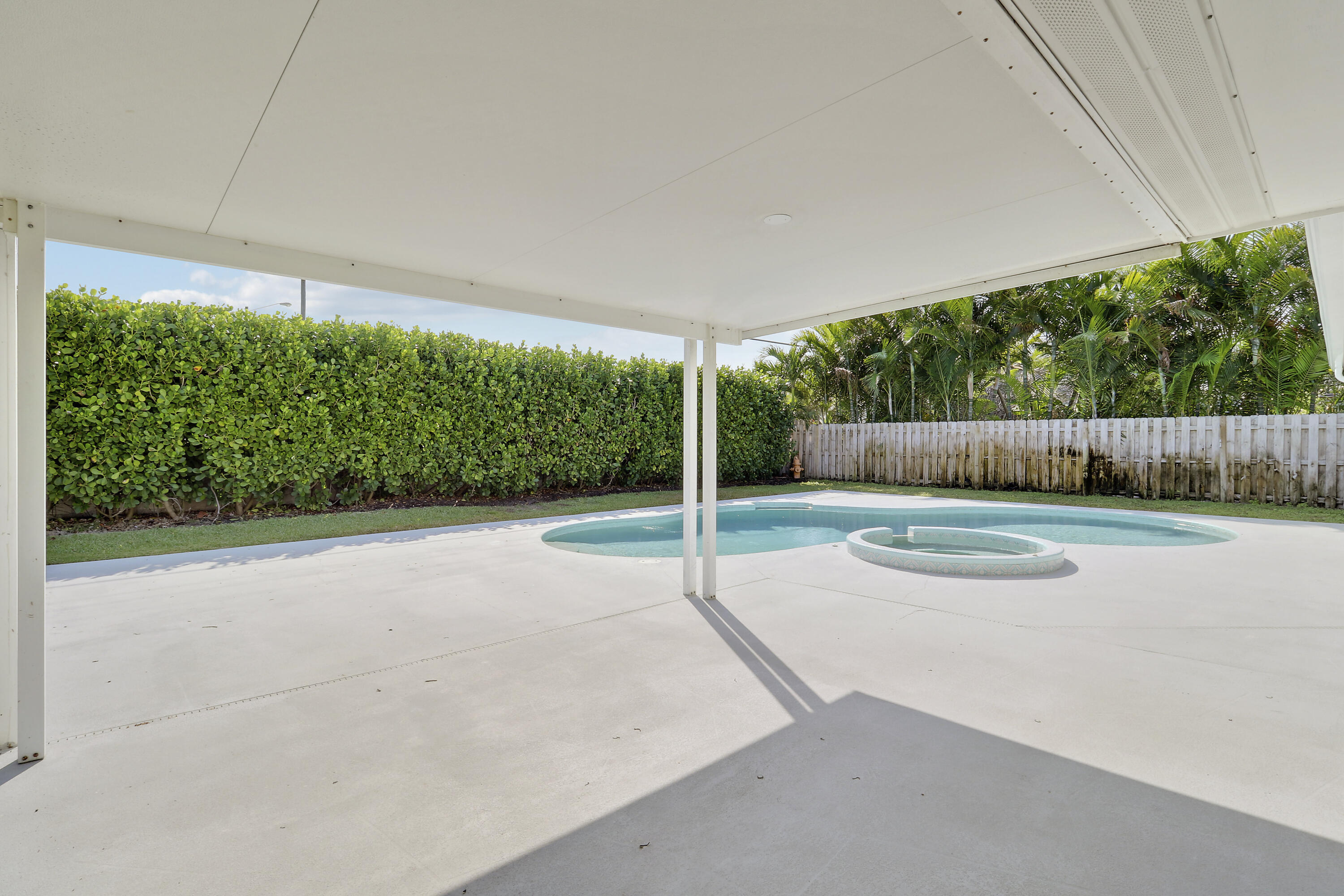 636 Eastwind Drive